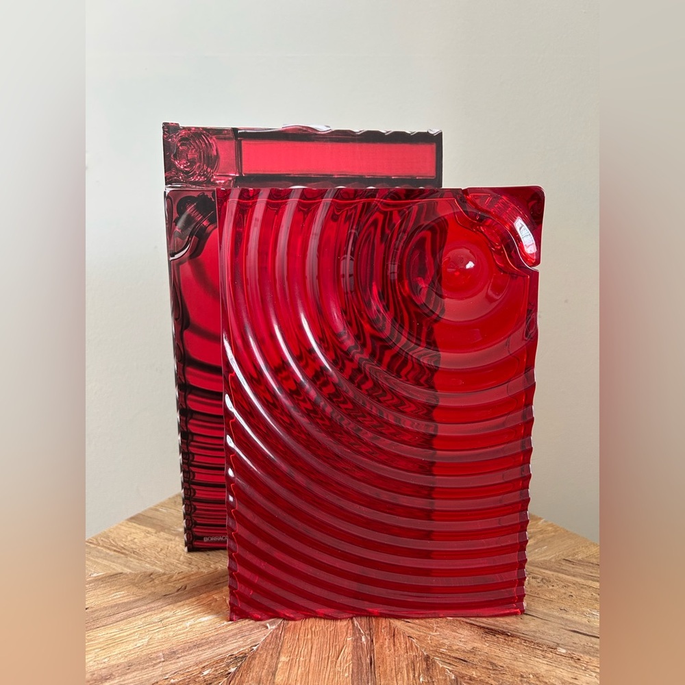 FLAT PACK WATER BOTTLE 'RIPPLES' "ICONS" Vibrant Red by RON ARAD for Guzzini